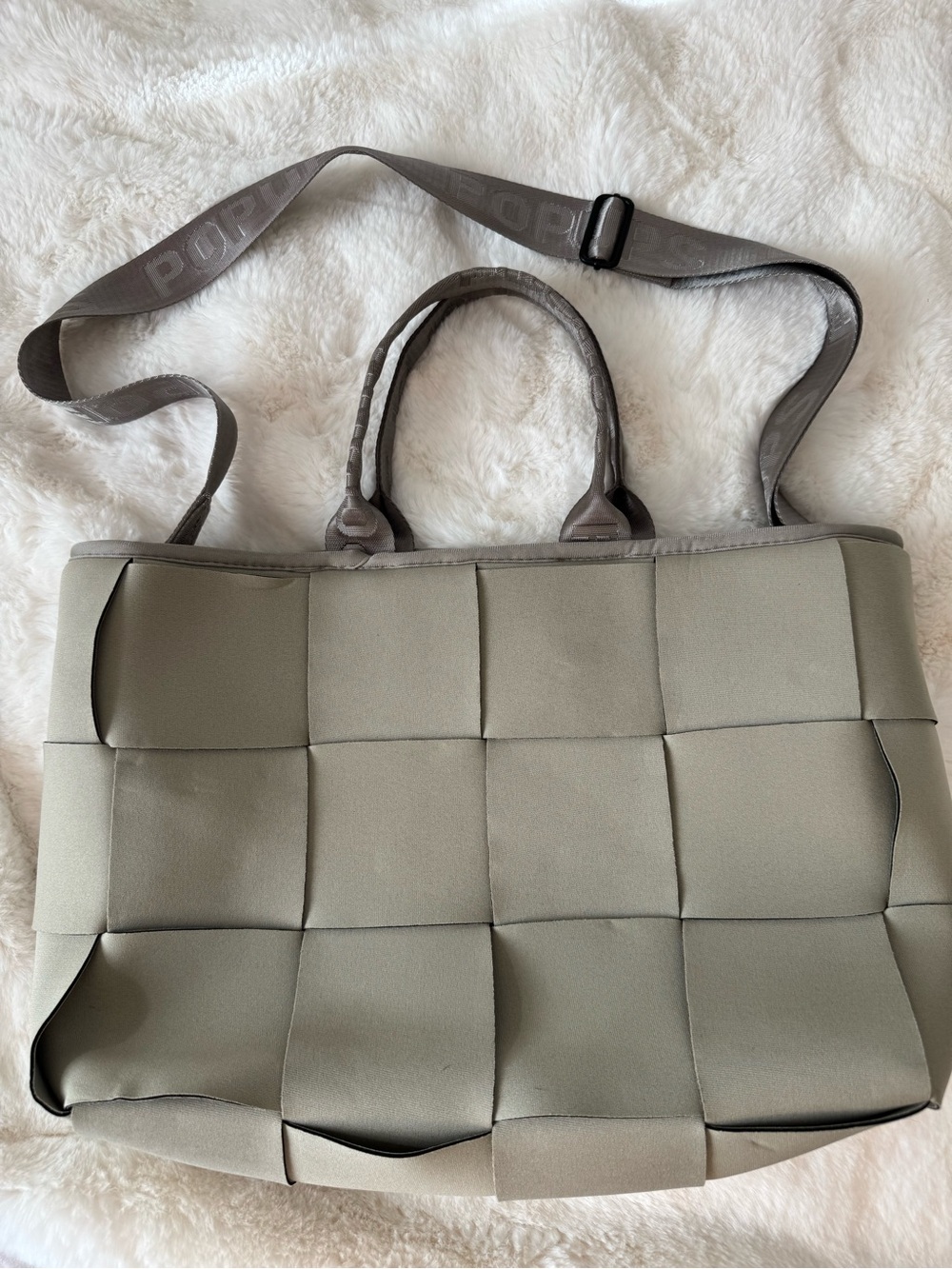 Pop Ups Brand
Icon Water Resistant Woven Neoprene Tote Bag